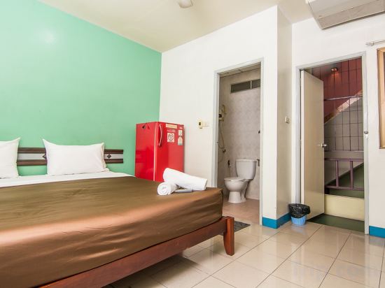 Sutus Court 5 Room Type - Double Room
