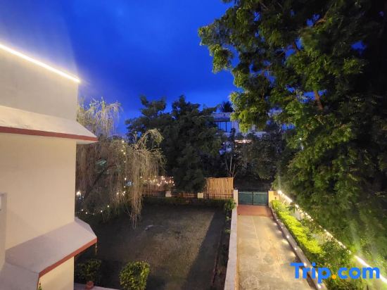 The Bollywood Villa