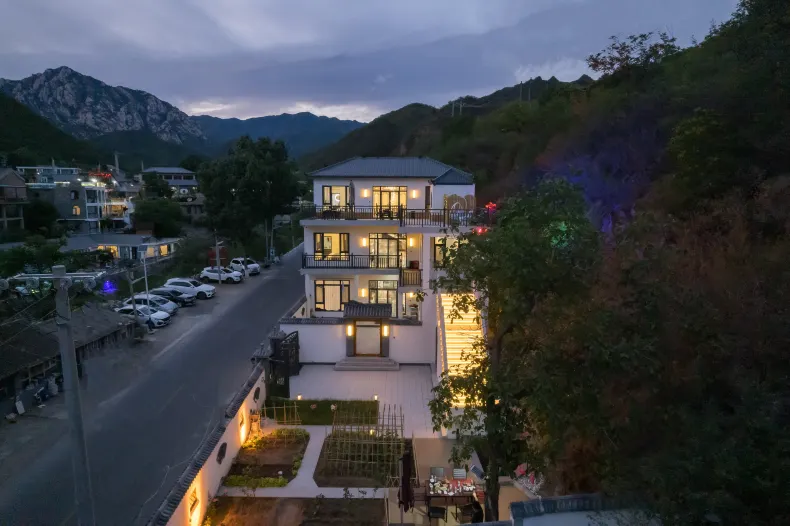 Floral Hotel· Beijing Meet Mountain hotel