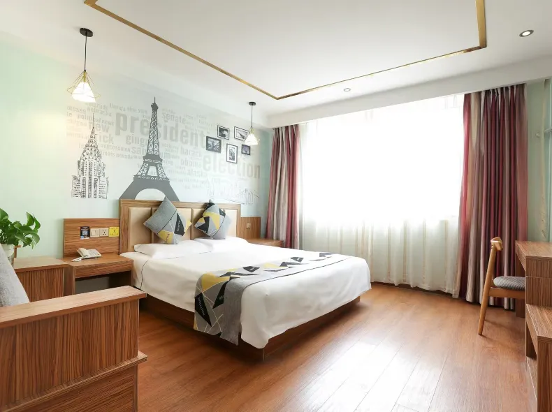 Homeinn Pebble Hotel (Jiaozhou Guangzhou North Road Railway Station)