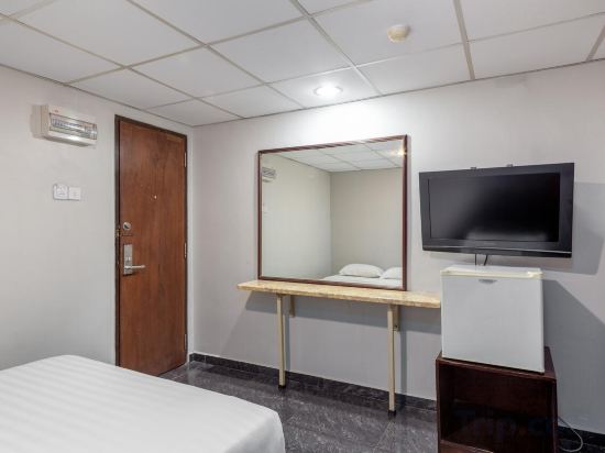 Subang Valley Hotel Room Type - Standard Queen Room without Window