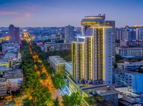 Ease Hotel · Yi  (Xi’an Bell and Drum Tower Xiaozhai Datang Everbright City)