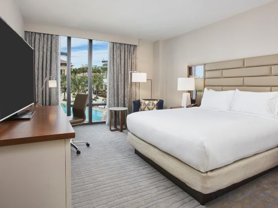 Hilton West Palm Beach Room Type - 1 KG EXEC POOL VW HEAR ACC