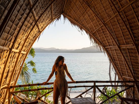 Isla - The Island Experience - Tap to explore photos