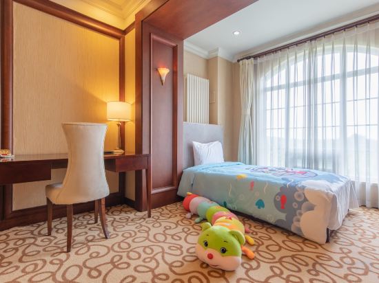 Renji Hotel Room Type - Forest View Family Suite