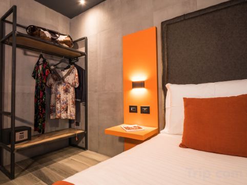 J24 Hotel Milano Room Type - Double Room