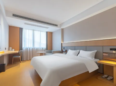 tubus chin cangnan high speed railway station