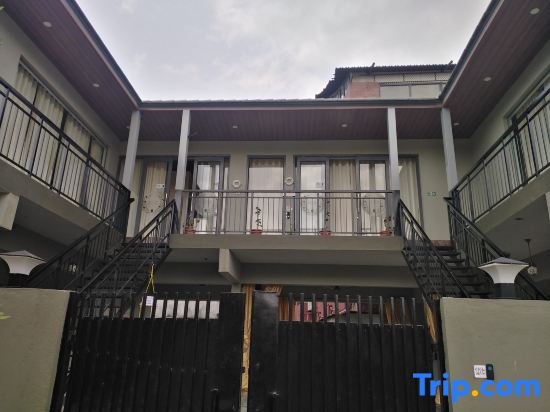 Nandi Hills View Cottages
