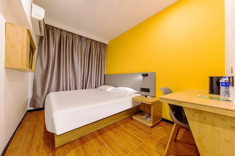 Pod Inn (Shanghai Longyang Road Metro Station New International Expo Center)