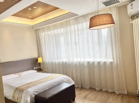 Home Inn (Beijing Xinjiekou Metro Station)