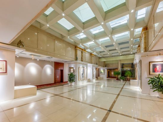 Others 3, News Rezen Hotel, Linyi