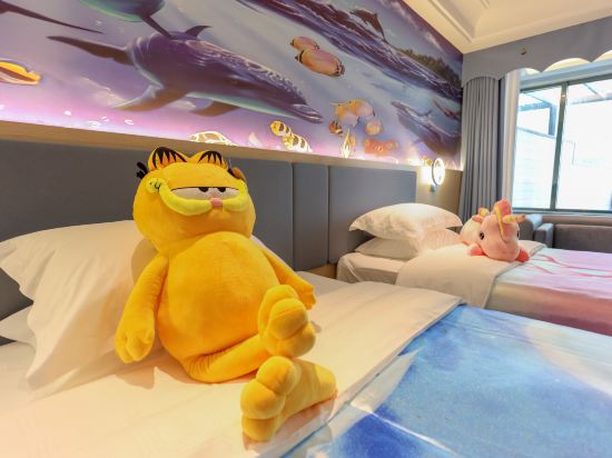 Lakeside Hotel Room Type - Private Hot Spring Children's Theme Room with Smart Oxygen Bar Lakeside Hotel Room Type - Private Hot Spring Children's Theme Room with Smart Oxygen Bar