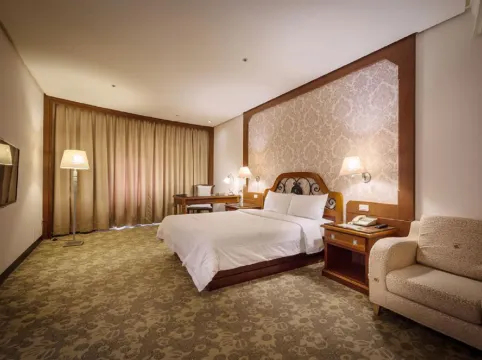 承攜行旅中壢中正