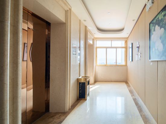 Others 5, the Brilliant Palace, Nanning