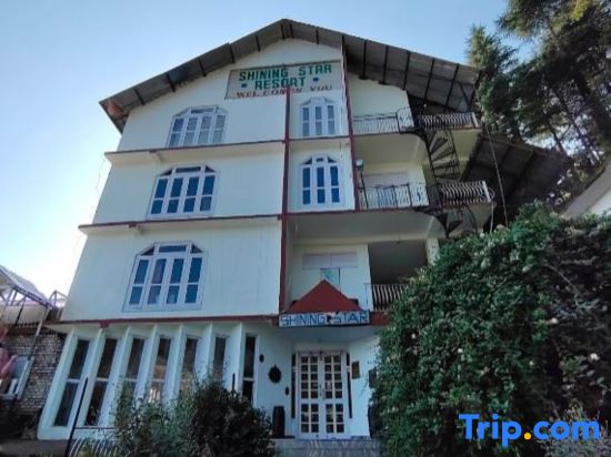 Goroomgo Shining Star Resorts (Khajjiar , Himachal Pradesh)