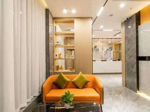 Unitour Hotel (Nanning Wuyi Interchange Subway Station)