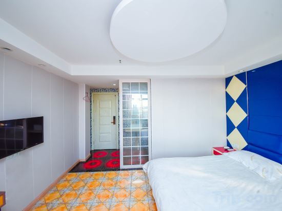 Dayu 98 Chain Hotel Room Type - Queen Room