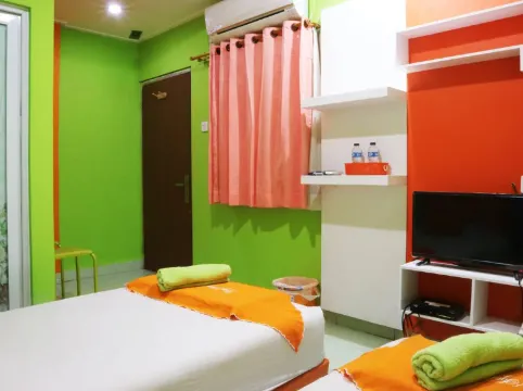 Seungit Syariah Inn Tebet Mitra RedDoorz