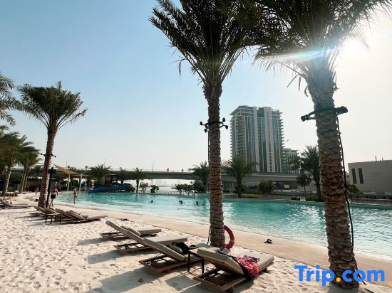 Cozy 1BR with beach access at Vida Residencies