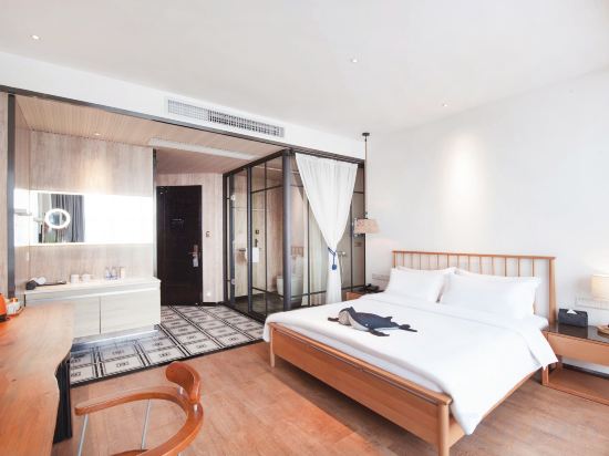 Guangzhou Tunan Live Art Hotel