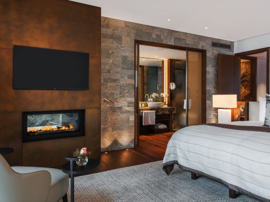 Bürgenstock Hotel & Alpine Spa Room Type - Contemporary Lake View Spa Suite