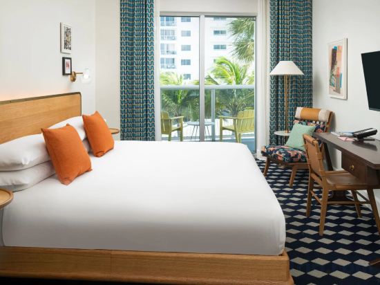 ANDAZ MIAMI BEACH, BY HYATT - Tap to explore photos