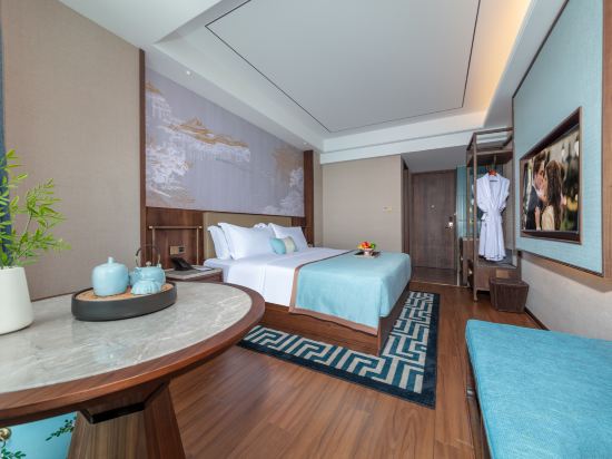 Ting Bo Hotel Sihanoukville Autonomous Port Branch 廷泊酒店西哈努克高龙岛码头店 Room Type - Landscape Queen