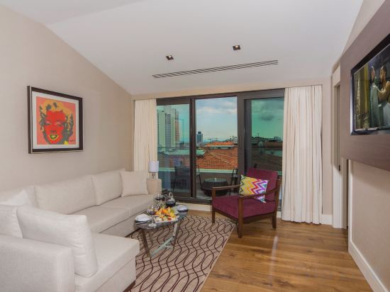 Arts Hotel Istanbul Harbiye - Special Class Room Type - Golden Horn Suite with Bosphorus View