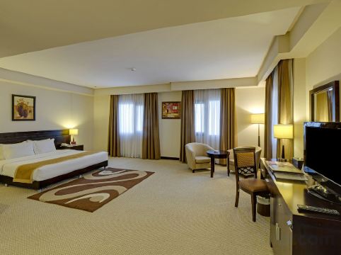 Monroe Hotel & Suites Room Type - Standard Room