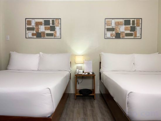 Serene La Playa Boracay Room Type - Deluxe Room