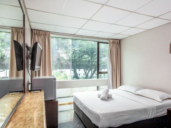 Subang Valley Hotel Room Type - Deluxe Queen Room
