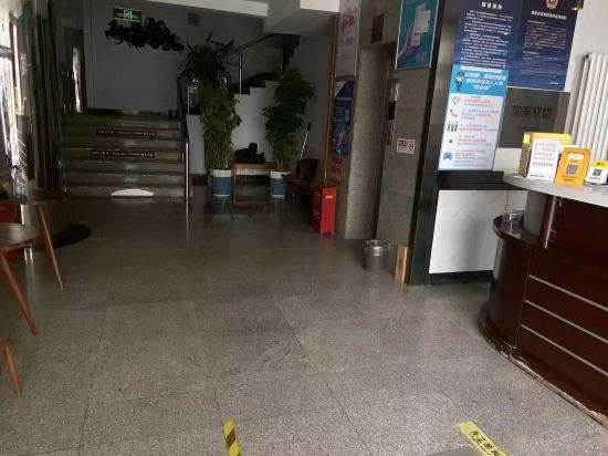 Others 2, Hangfeng Hotel (Pinggu Dama Roundabout), Beijing
