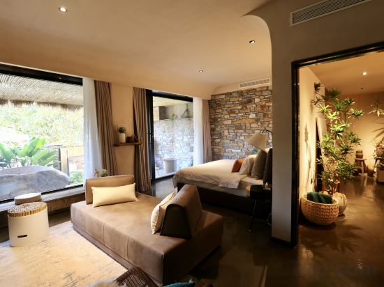 Ninan Shanju Private Hot Spring Homestay