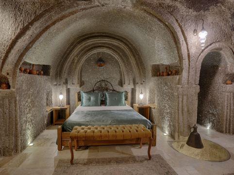 Hera Cave Suites Room Type - Honeymoon Cave Suite Room Hera Cave Suites Room Type - Honeymoon Cave Suite Room