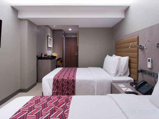 Solace Hotel Room Type - Standard Twin Room