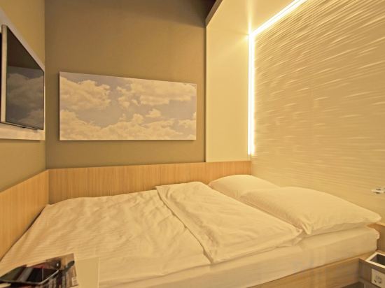 MY CLOUD Transit Hotel - Guests with international flight only! Room Type - Inside Double Room