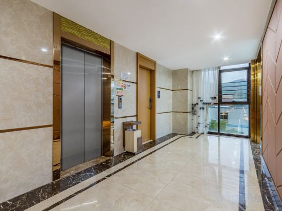 Others 2, Kaman Hotel (Yuanshan Dakang Subway Station), Shenzhen