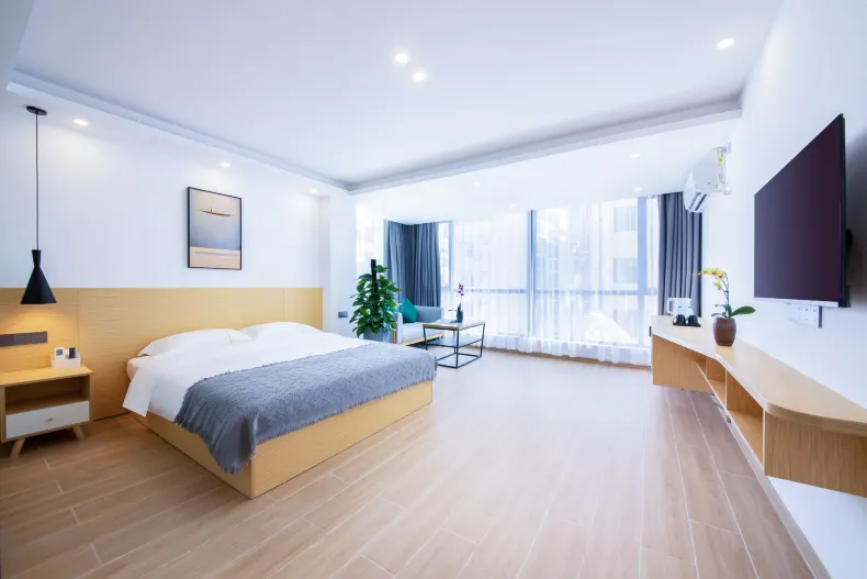 Xiaolu ChenKe Yueju design Meisu (Zhongfu duty-free shopping park store)