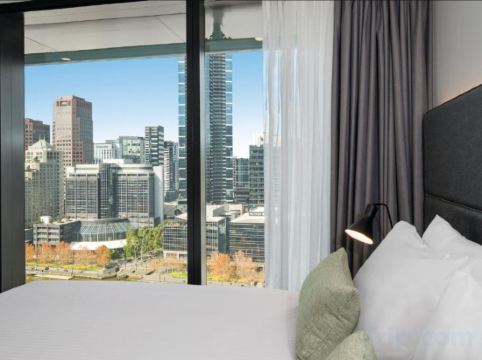 Vibe Hotel Melbourne Room Type - Yarra Riverview Room King or Twin
