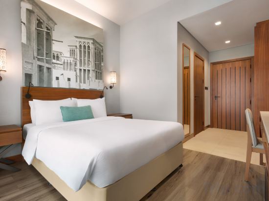 Ibis Styles Dubai Gold District Room Type - Superior Queen Room