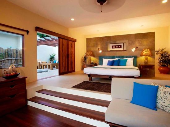 Bluewater Sumilon Island Resort - Tap to explore photos