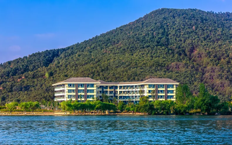 Suiton Plus By Paxton Qionghai Bay