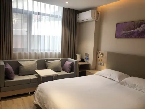 Yijia 365 Chain Hotel (Shijiazhuang Yitang Subway Station Branch)