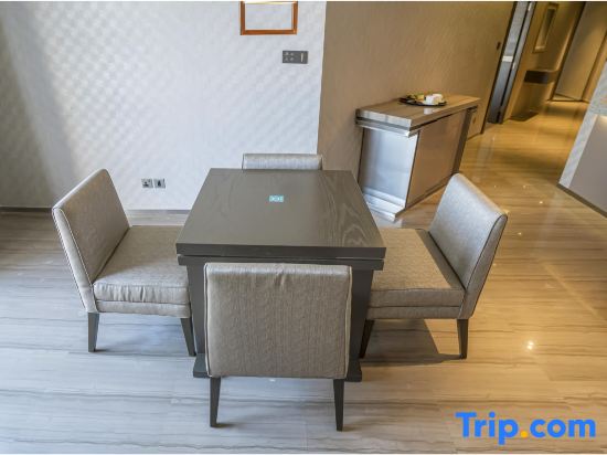 HomesGetaway -Cozy 1Br in Creek Heights Residences