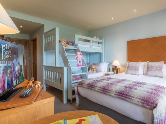 The Connacht Hotel Room Type - Family Room with Bunk Bed