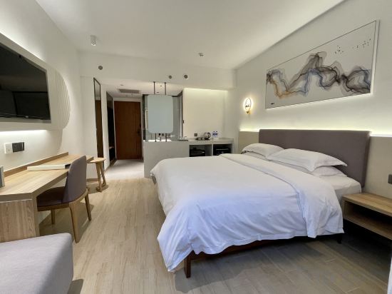 Guangzhou Dagang Garden Hotel Room Type - Garden Elegant SPA Room (Private Garden + Wellness Pool + Eu Standard Mattress)