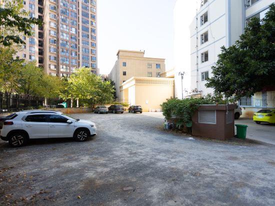 Others 4, Mile Mingxing Business Hotel, Honghe Hani and Yi