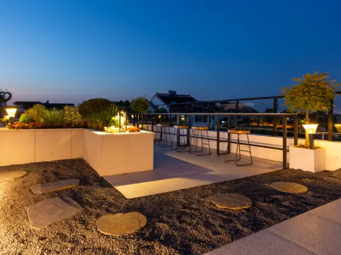 Suzhou Su Yi Time Hotel (Guanqian Street Chayuanchang Subway Station)