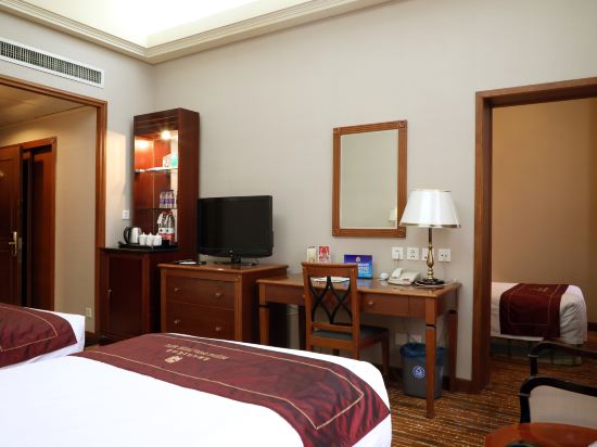Jianguo Qianmen Beijing Room Type - Family Triple Room
