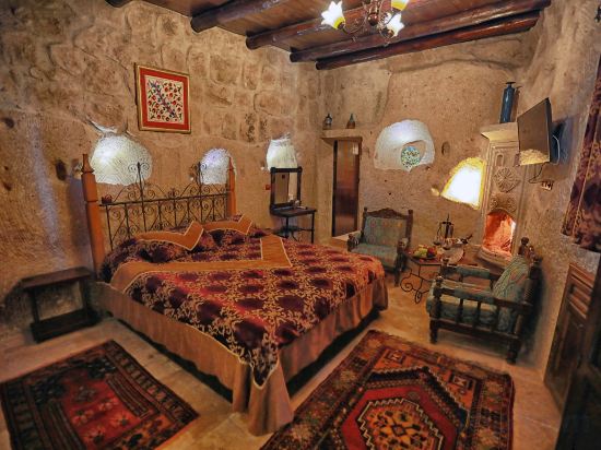 Traveller's Cave Hotel Room Type - Standard Double Room